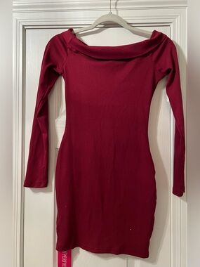 Off-Shoulder Long Sleeve Bodycon Dress - Burgundy